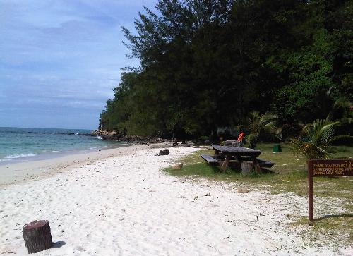 Mamutik Island - Mamutik Island at Tunku Abdul Rahman Marine Park Mamutik Island - Mamutik Island at Tunku Abdul Rahman Marine Park