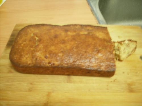 My first right Banana Bread - Finally , I found a good recepy for banana bread , so easy and fast, I took only 5 minutes preparing time, and is so delicious. yum yum. I am happy for it.