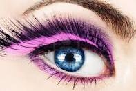 False eyelashes - These kinds of falsies are best for special occasions. Not for when you're just going to work!