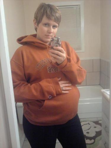 32 wks - This is me at 32 wks