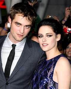 the twilight loveteam - Kristen Stewart and Robert Pattinson the twilight loveteam - Kristen Stewart and Robert Pattinson