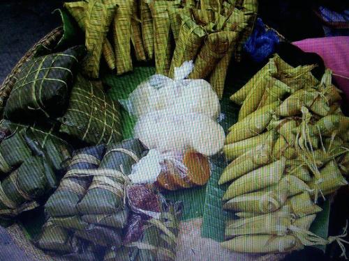 Native delicacies - Suman varieties with puto and cutchinta