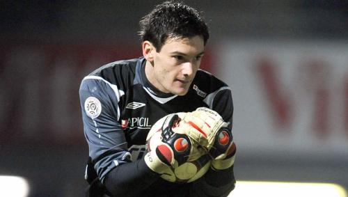 Hugo Lloris has attracted the interest of Tottenha - Hugo Lloris has attracted the interest of Tottenham Hotspur.