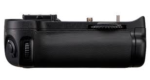 Battery Grip - Battery Grip for Nikon D7000