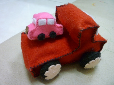 little car on the little truck - This is the pink car I've made today, I put it on the little truck I've made some time ago little car on the little truck - This is the pink car I've made today, I put it on the little truck I've made some time ago