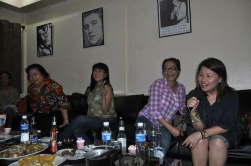 Videoke Fun - We rented a private videoke room at a Resto Bar and Grill. The rate is consumable, so we had lots of foods and drinks.