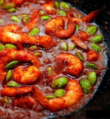 spicy condiment with prawn and petai - Asian dish of spicy condiment cooked with prawn and petai.