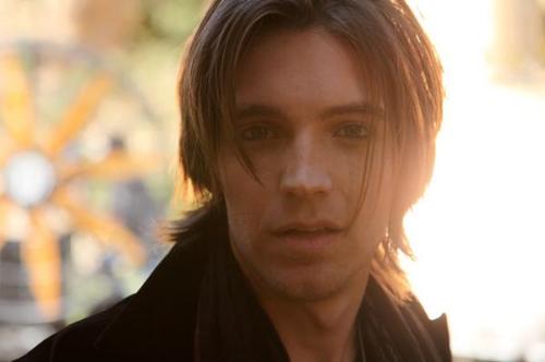 alex band - this picture may be taken for her solo album, he decide to do solo after all greatest moment as the calling band front man.i think he is still one of best vocalist of the band not jus his voice but also because good looking guy....