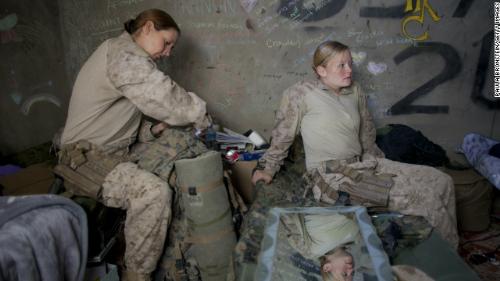 Women in action in the military - Women soldiers in the military in Afghanistan 2010 Women in action in the military - Women soldiers in the military in Afghanistan 2010
