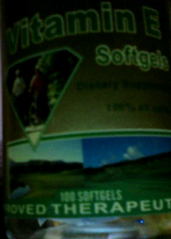 vitamin e softgel capsule - This became my skin&#039;s lifesaver