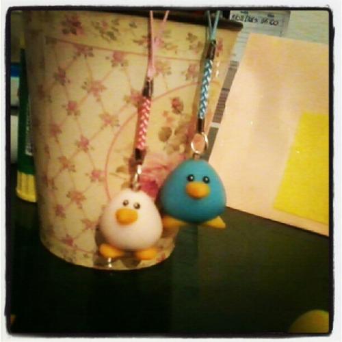 Chicken Phonestraps - This pic was taken with instagram and it represent to chicken made in cold porcelaine :-)