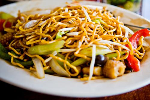 Stir Fried Vegetarian Noodles - Chinese stir fried vegetarian noodles