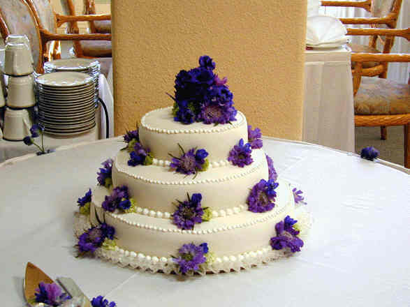 I love to make and eat a cake - Can you make a cake