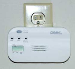 carbon monoxide detector - carbon monoxide detector