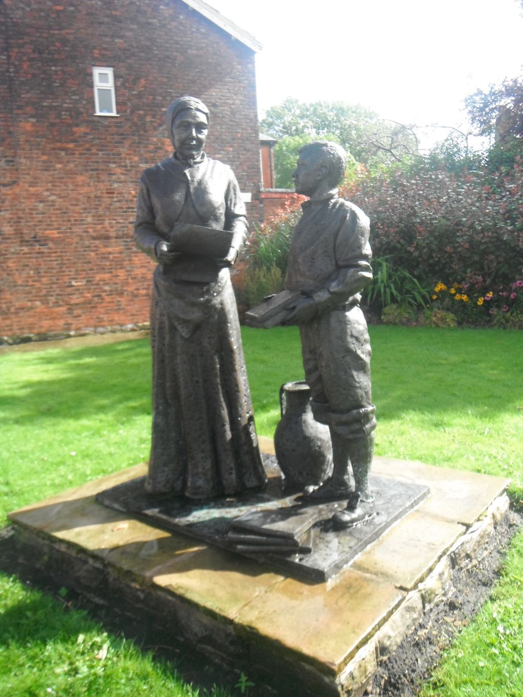 Statue Photo Moravian Child Recieves Education - taken by me Statue Photo Moravian Child Recieves Education - taken by me