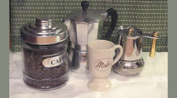 Coffee pots and mugs - by Anna (@LadyDuck)