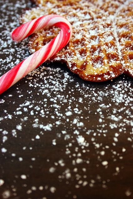https://pixabay.com/en/waffle-candy-cane-christmas-sugar-445144/