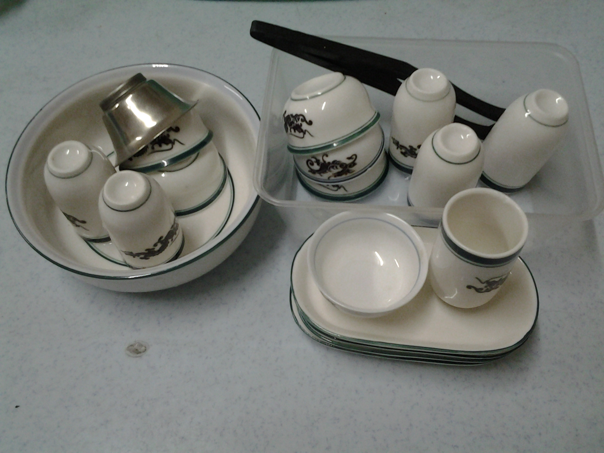 A Chinese tea set A Chinese tea set