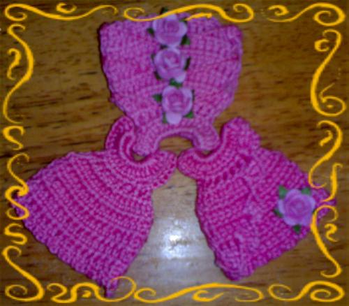 small dress for gift and decorate:-) - my sister make this!