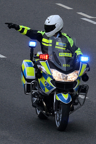 police, Hong Kong, student movement, relationship, civilians police, Hong Kong, student movement, relationship, civilians