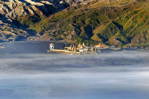 The morning fog - the morning fog