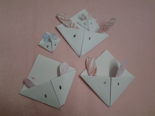 Easy paper bunny bookmarks Easy paper bunny bookmarks