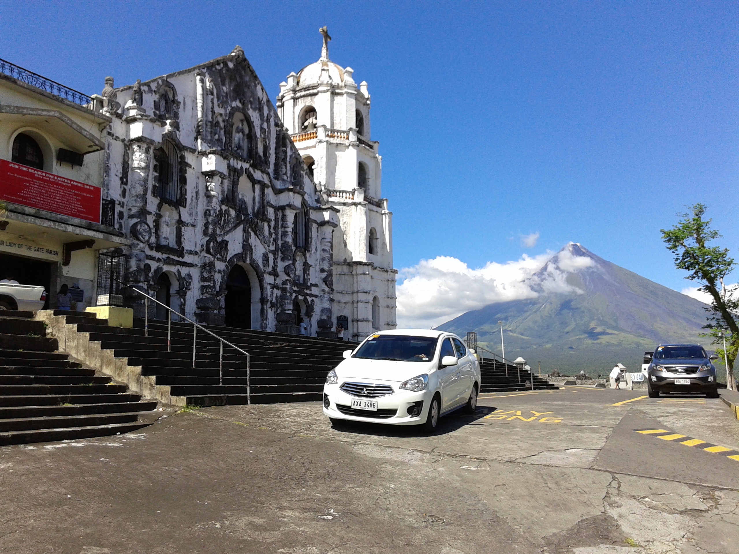 Daraga church