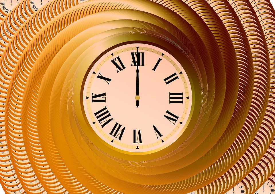 Public domain clock taken from pixabay