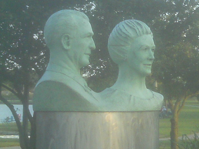 Kansas philanthropists-Mingenbacks Kansas philanthropists-Mingenbacks
