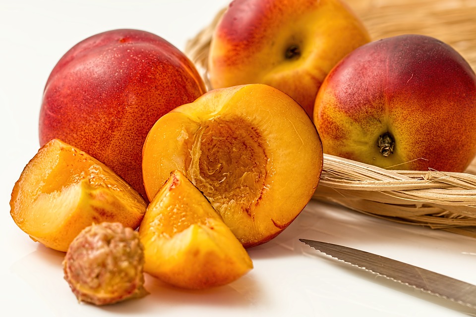 nectarines nectarines