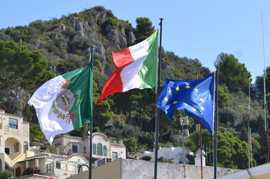 The flags of the Isle of Capri