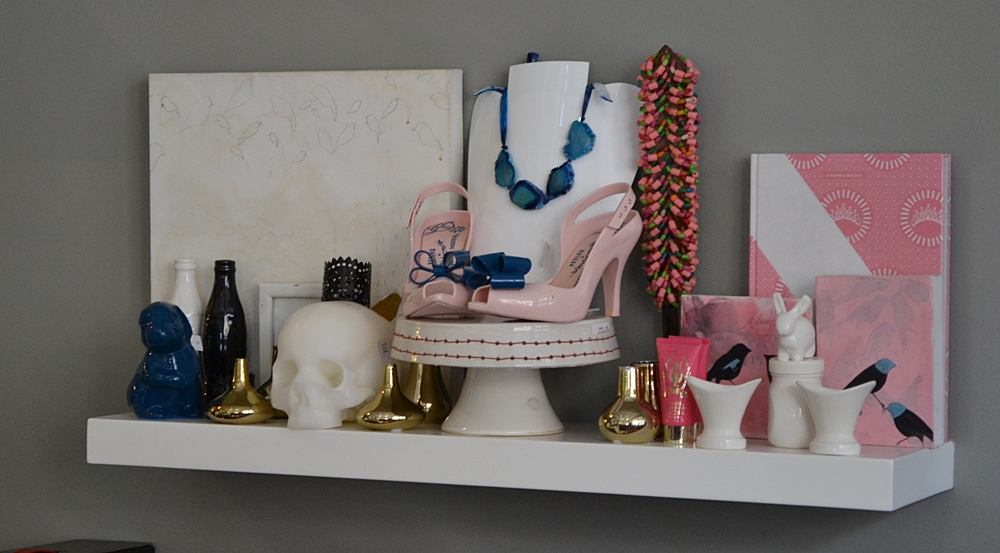Girlie shelf Girlie shelf