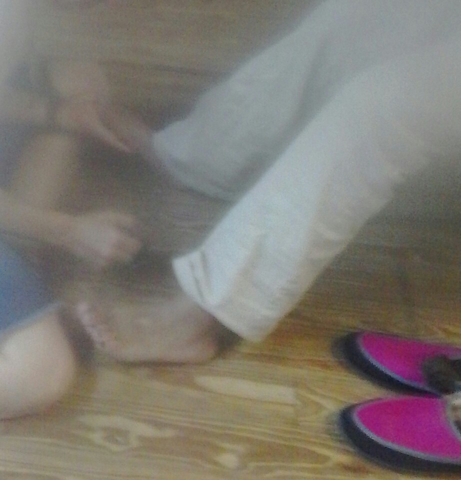I took this photo of painting toe nails.