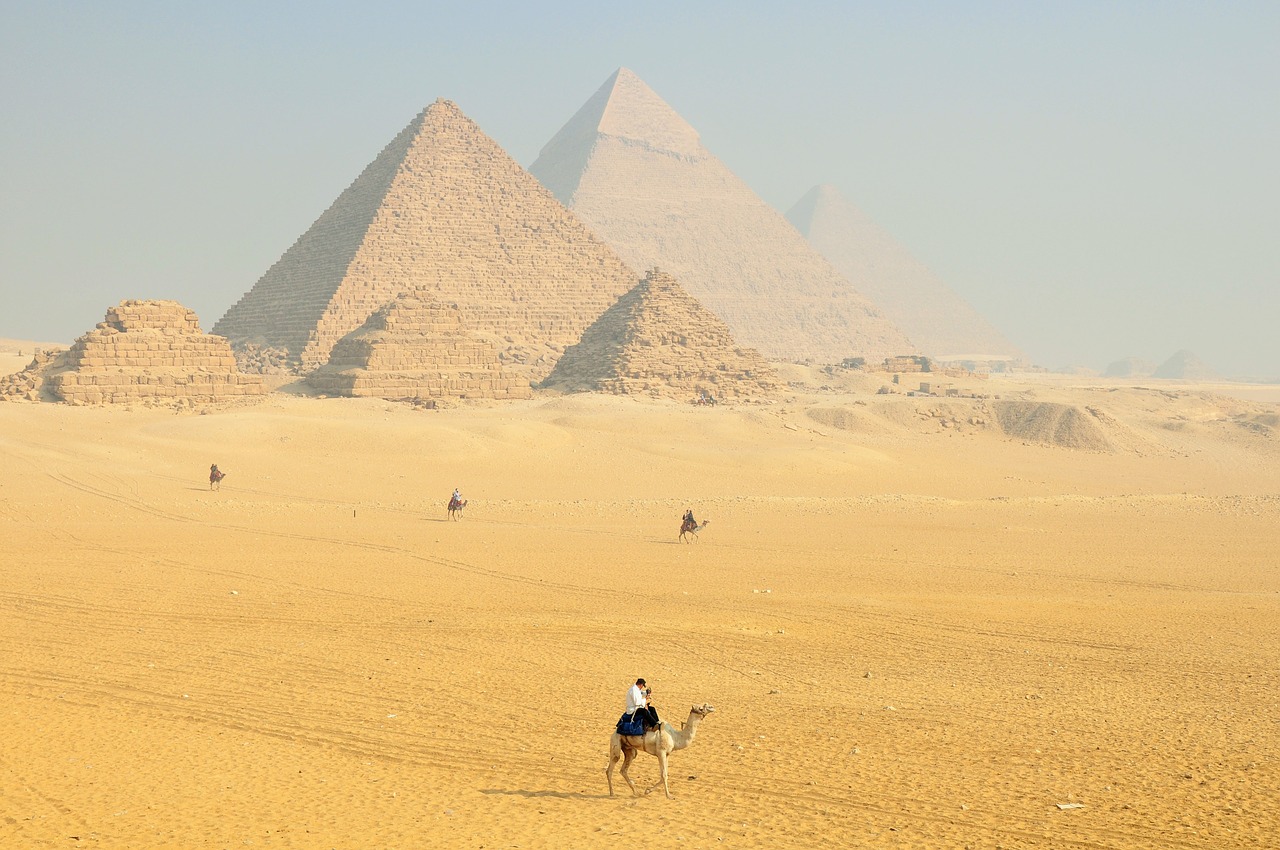 https://pixabay.com/en/sphinx-egypt-hieroglyphs-temple-1175828/ https://pixabay.com/en/sphinx-egypt-hieroglyphs-temple-1175828/