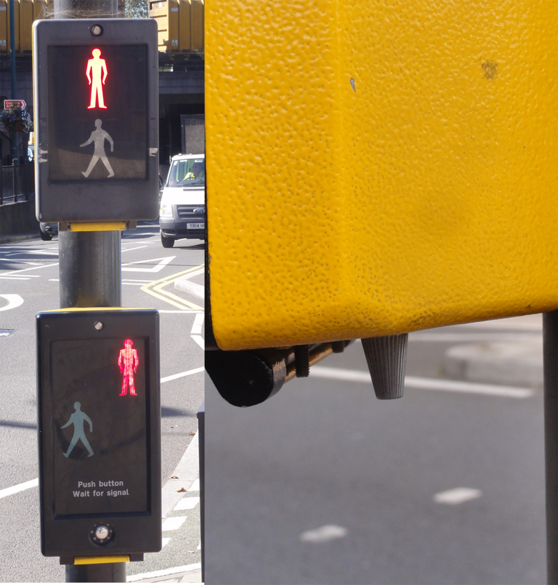 road cross signal road cross signal