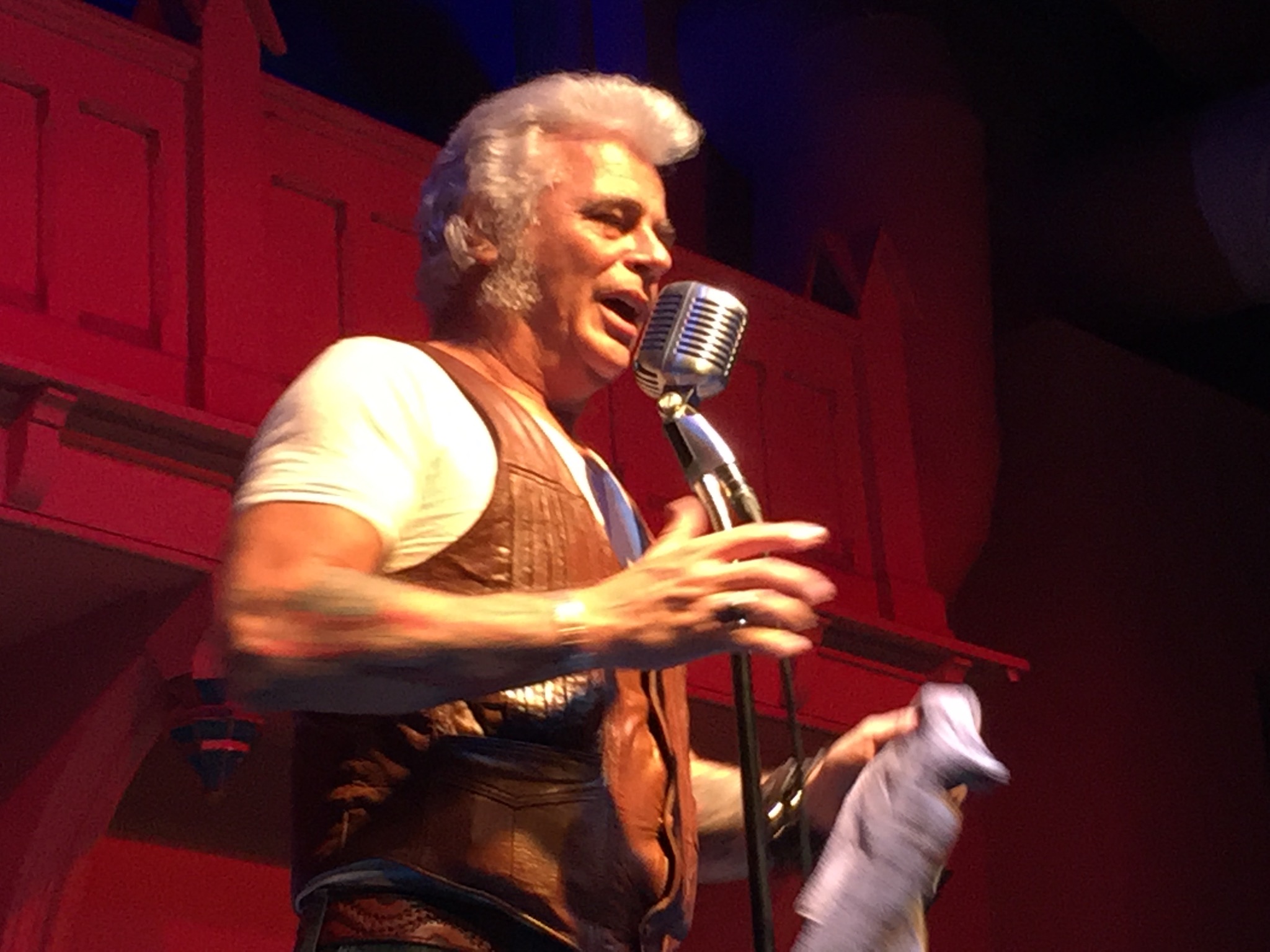 Dale Watson concluding a night of music and bingo at Southgate House Revival&#039;s "Sanctuary." Photo taken by and the property of FourWalls.