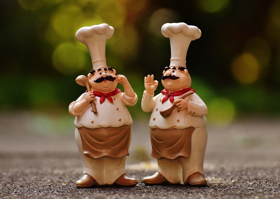 https://pixabay.com/en/chefs-figures-funny-cook-1661127/ https://pixabay.com/en/chefs-figures-funny-cook-1661127/