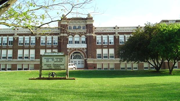 Photo of school courtesy of morguefile.com Photo of school courtesy of morguefile.com
