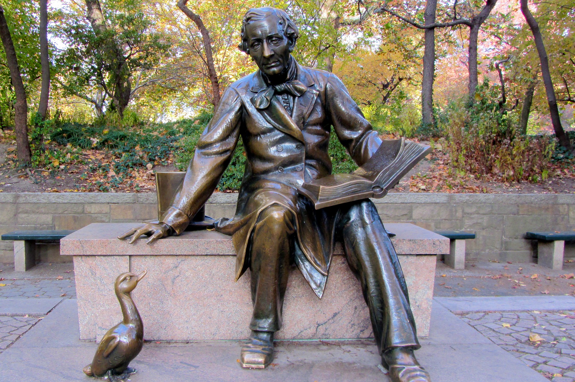 Statue of Hans Christian Andersen by Pixabay Statue of Hans Christian Andersen by Pixabay