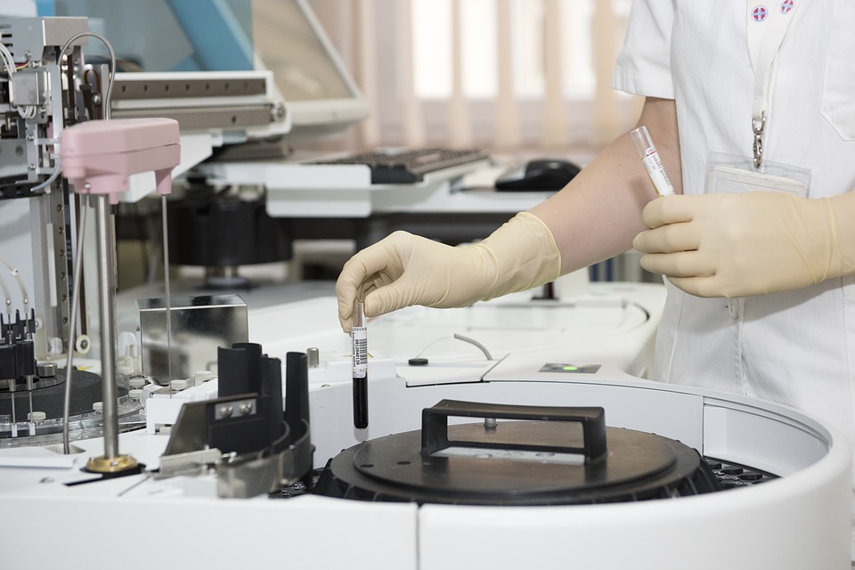 https://pixabay.com/en/medic-hospital-laboratory-medical-563423/ https://pixabay.com/en/medic-hospital-laboratory-medical-563423/