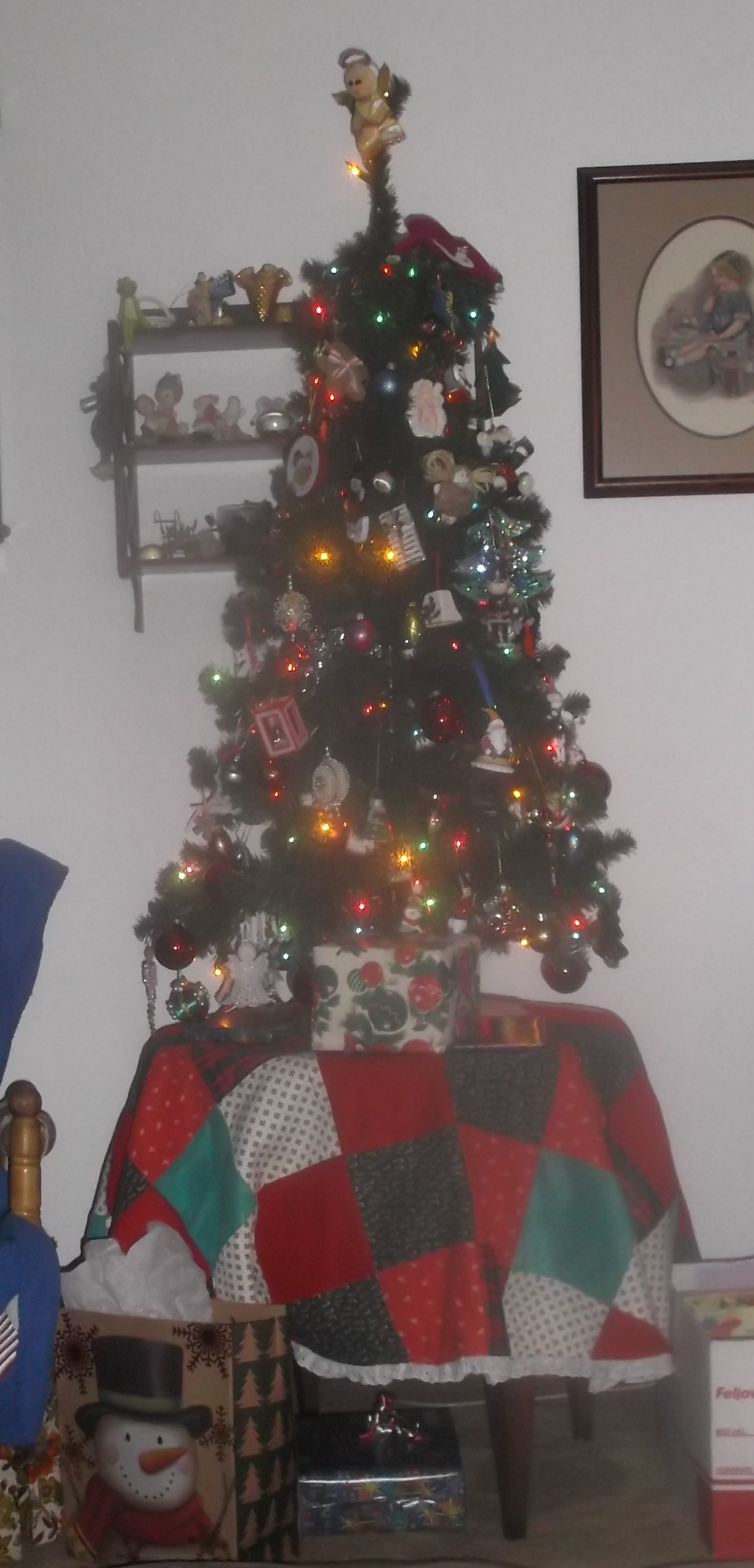 Photo I took of our tree this evening Photo I took of our tree this evening