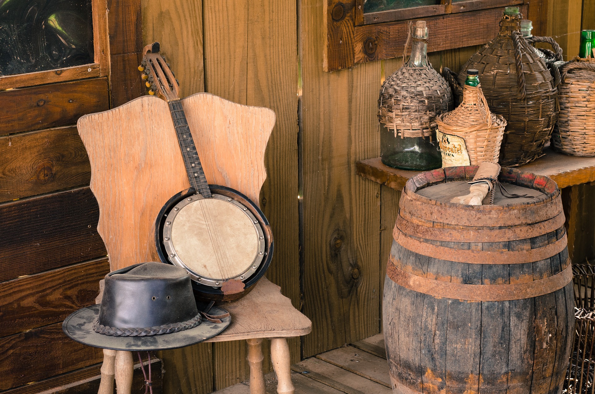 https://pixabay.com/en/scene-wild-west-usa-america-west-996639/ https://pixabay.com/en/scene-wild-west-usa-america-west-996639/