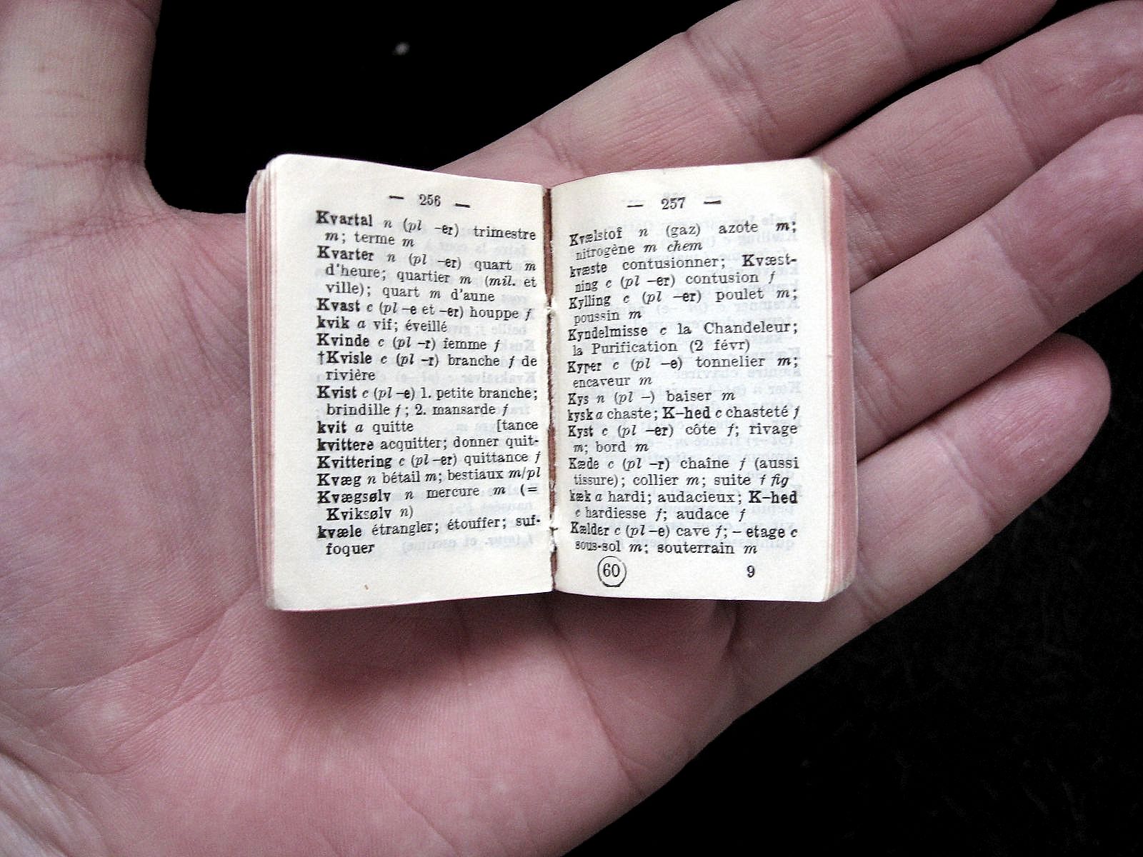 https://commons.wikimedia.org/wiki/File:Miniature_DNF_Dictionary_055_ubt.JPG https://commons.wikimedia.org/wiki/File:Miniature_DNF_Dictionary_055_ubt.JPG