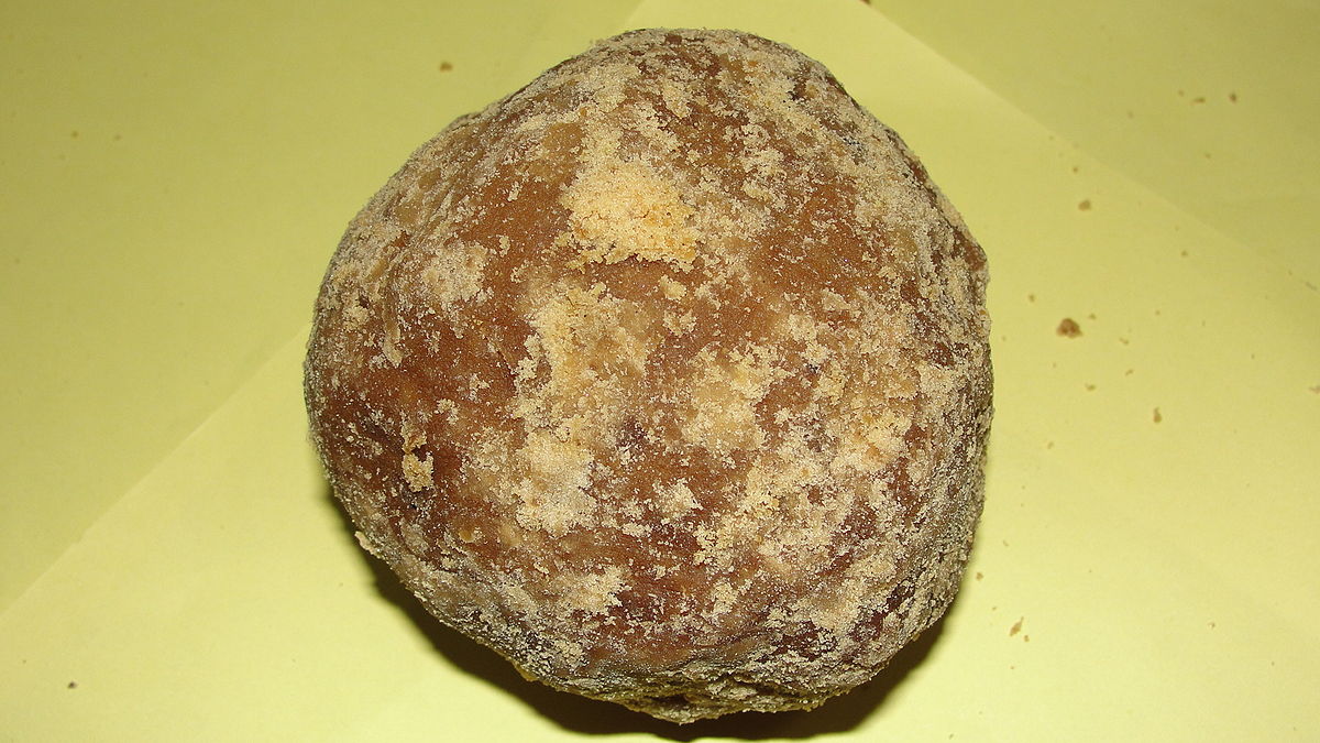 https://upload.wikimedia.org/wikipedia/commons/5/54/A_Jaggery.JPG