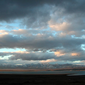 Around Mammoth Natural Wonders - its a nice picture of....... Around Mammoth Natural Wonders..............