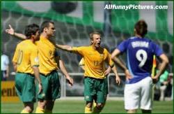 Long Arm - This is one long armed soccer player, he should be goalie!