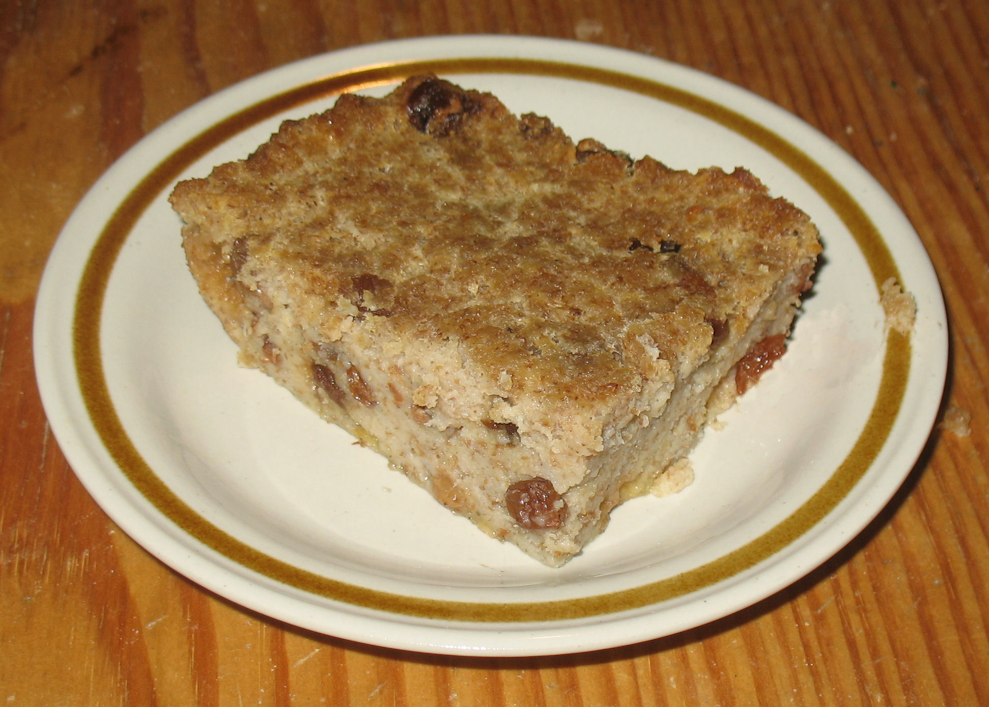 https://commons.wikimedia.org/wiki/File:Rew13c05-745a_Bread_Pudding.JPG