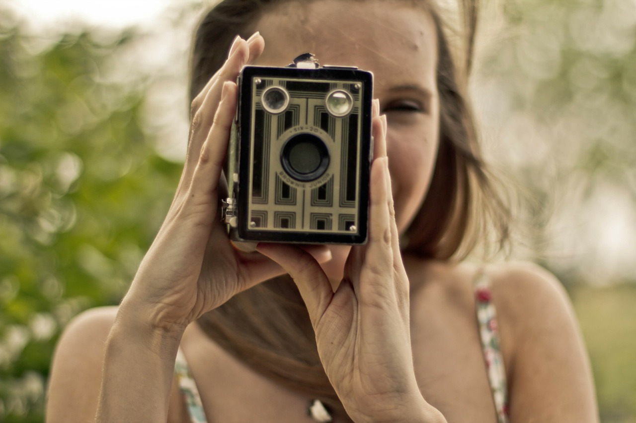 Image:Brownie Box Camera - Pixabay,com Image:Brownie Box Camera - Pixabay,com