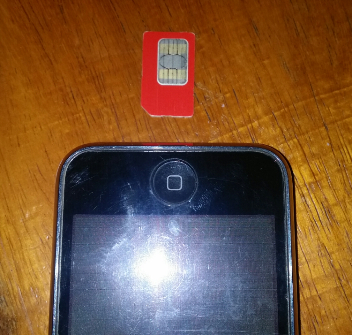 that red thing is a sim card