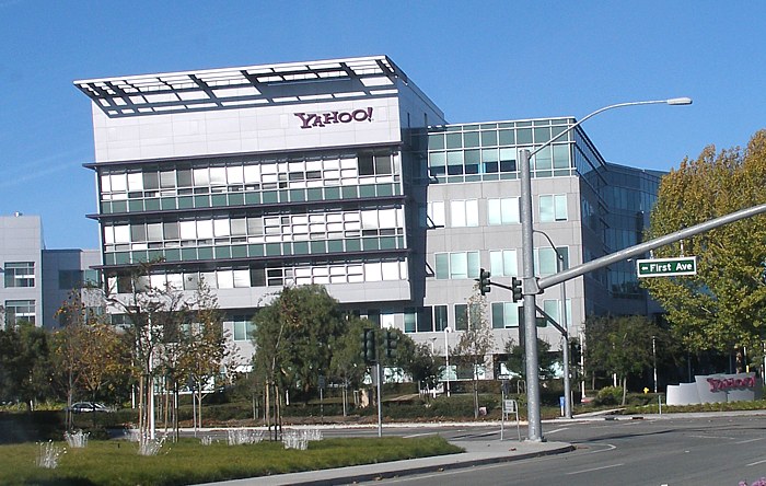 https://commons.wikimedia.org/wiki/File:Yahoo_Headquarters.jpg